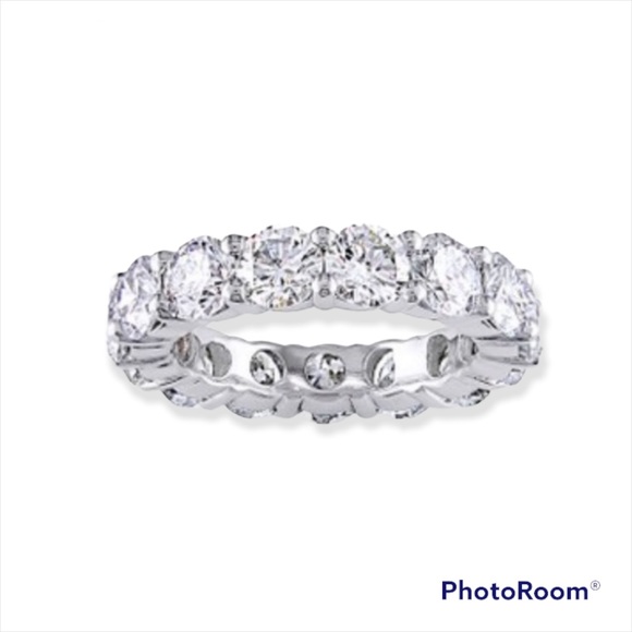 NWT•9•CECILIA SILVER GLAM & CZ RING•NEW - Picture 1 of 9